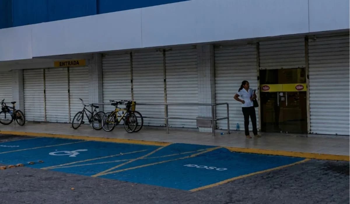 Supermercados já têm nova data marcada para decidir se vão fechar as portas aos domingos