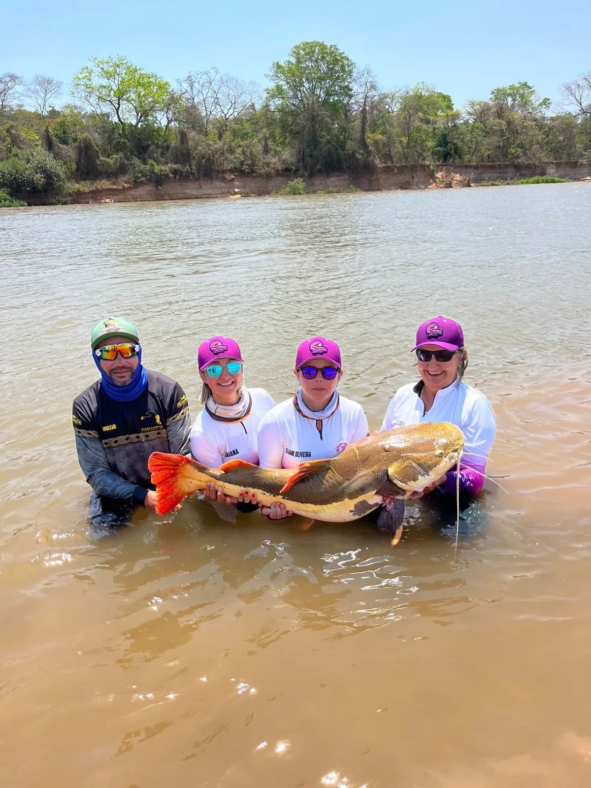 Grupo feminino incentiva pesca Araguaia